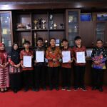 Meraih Prestasi Tingkat Internasional 4 Siswa SMKN 1 Liwa Mendapat Penghargaan Dari Bupati Lampung Barat.