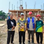 Pastikan Sesuai Rencana, Kepala Kemenag Lamteng Maryan Hasan Kawal Progres Pembangunan SBSN KUA Seputih Raman
